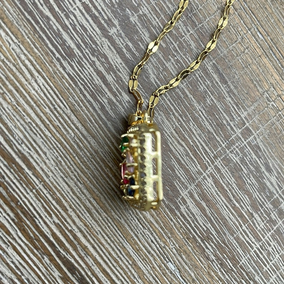 Gold Plated Jewelled Pendant Necklace NWT - Picture 8 of 8